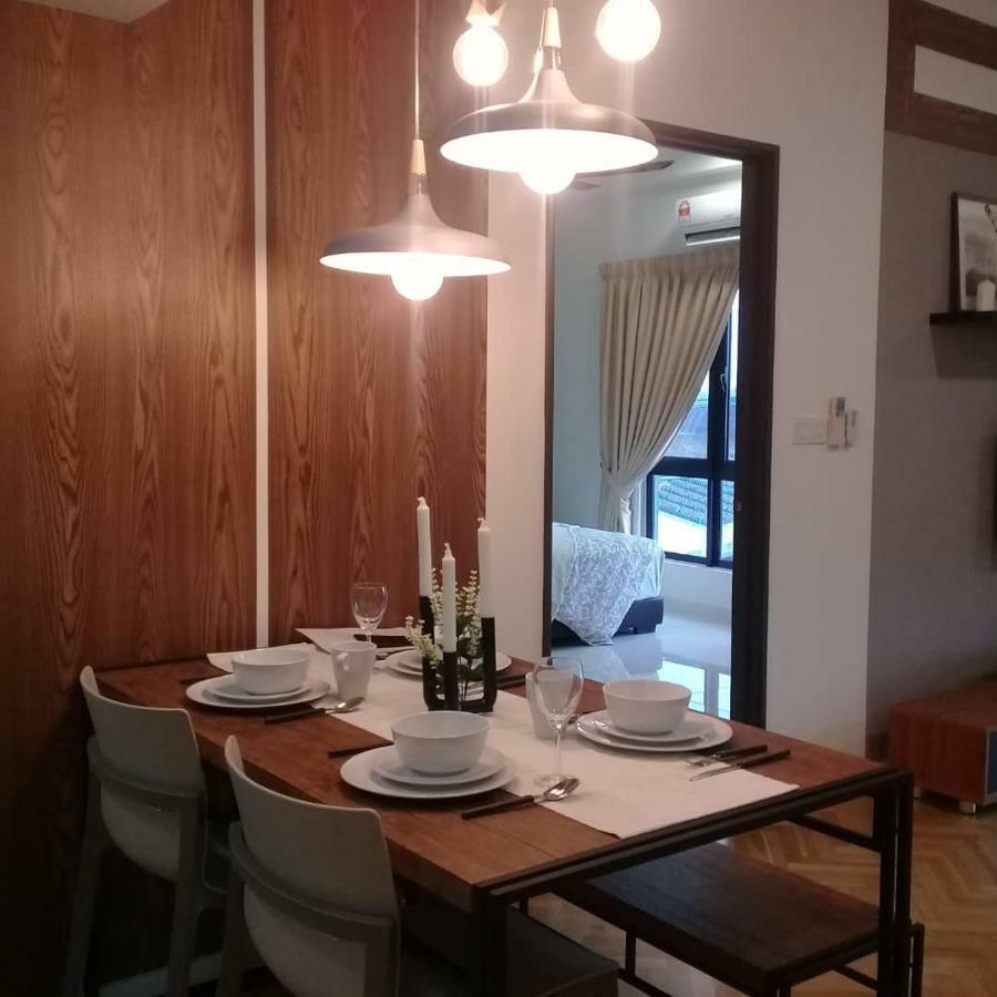 Adore Homestay@Emira Seksyen 13 Shah Alam, Msu, Stadium, Aeon Mall Zewnętrze zdjęcie